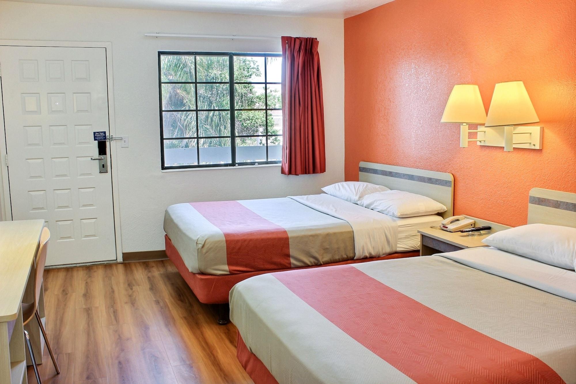Motel 6-Coalinga, Ca - East מראה חיצוני תמונה