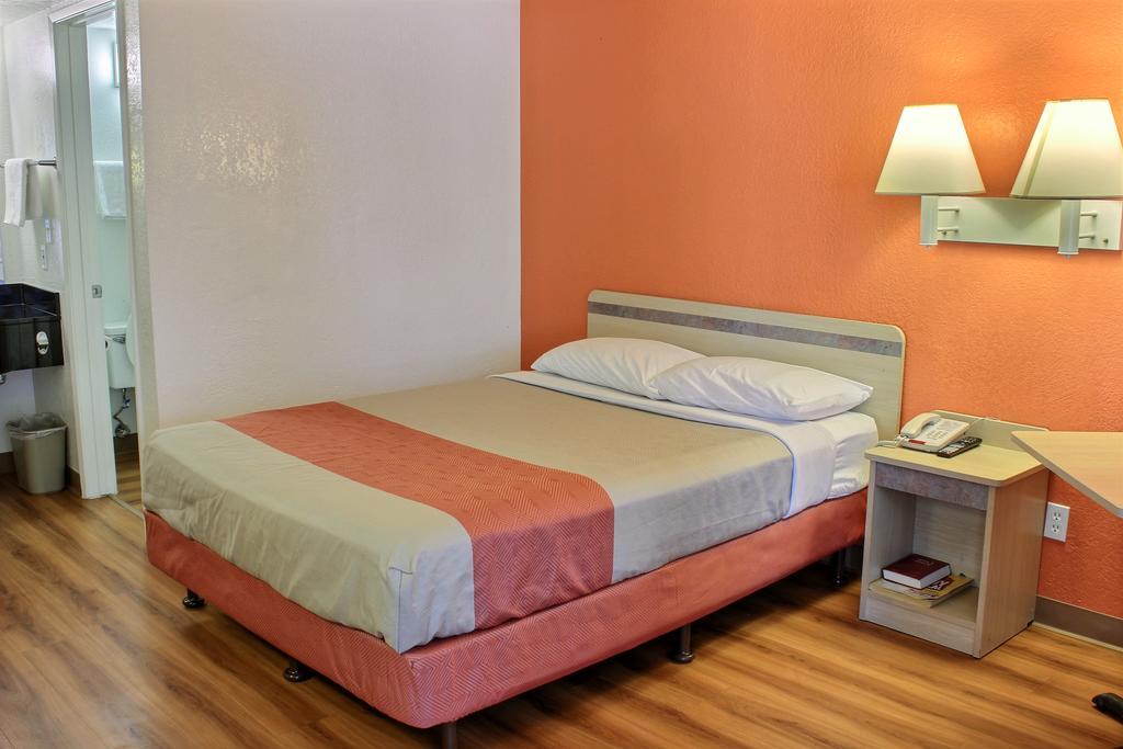 Motel 6-Coalinga, Ca - East חדר תמונה